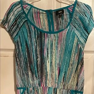 Mossaio Teal Print Dress w/ pockets Armpit to armpit 21” length 40